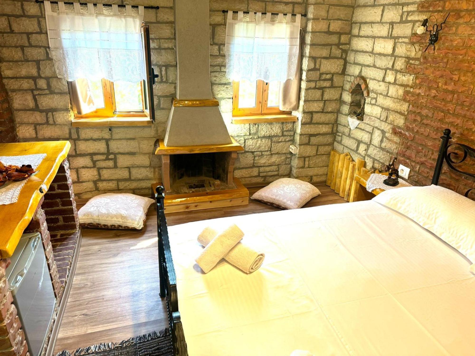 Villa Muzhaqi Nivice Zewnętrze zdjęcie
