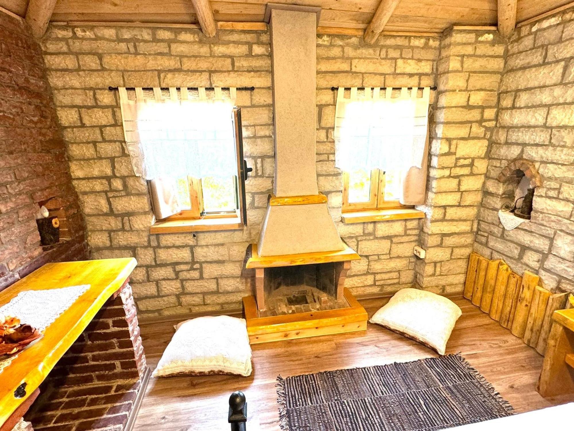 Villa Muzhaqi Nivice Zewnętrze zdjęcie