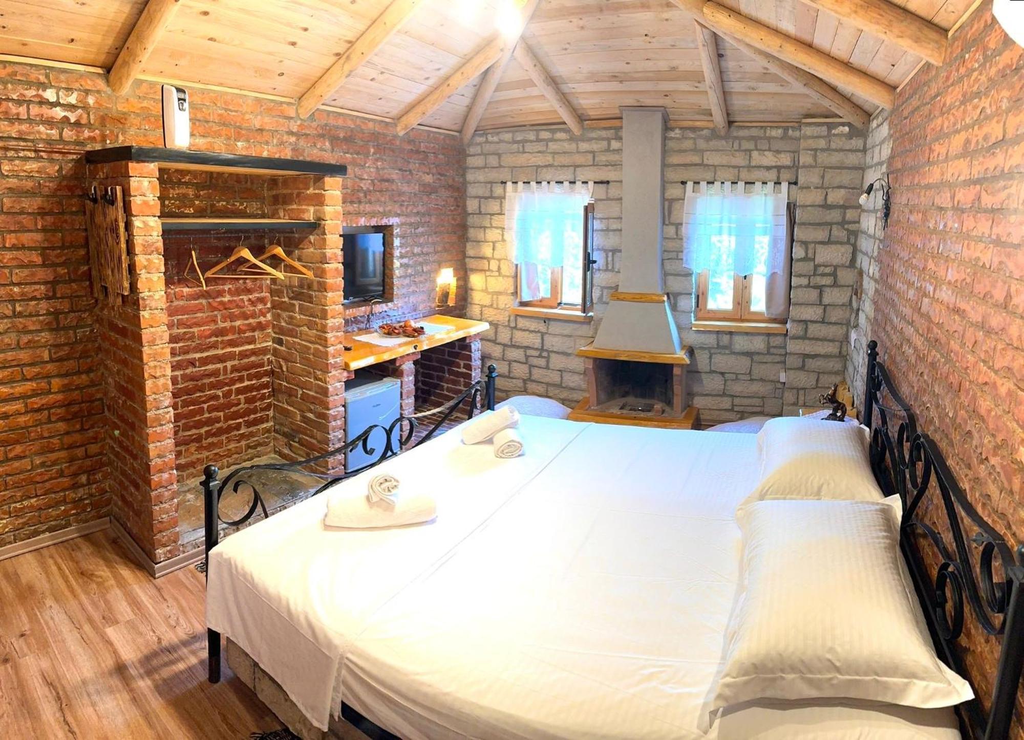 Villa Muzhaqi Nivice Zewnętrze zdjęcie