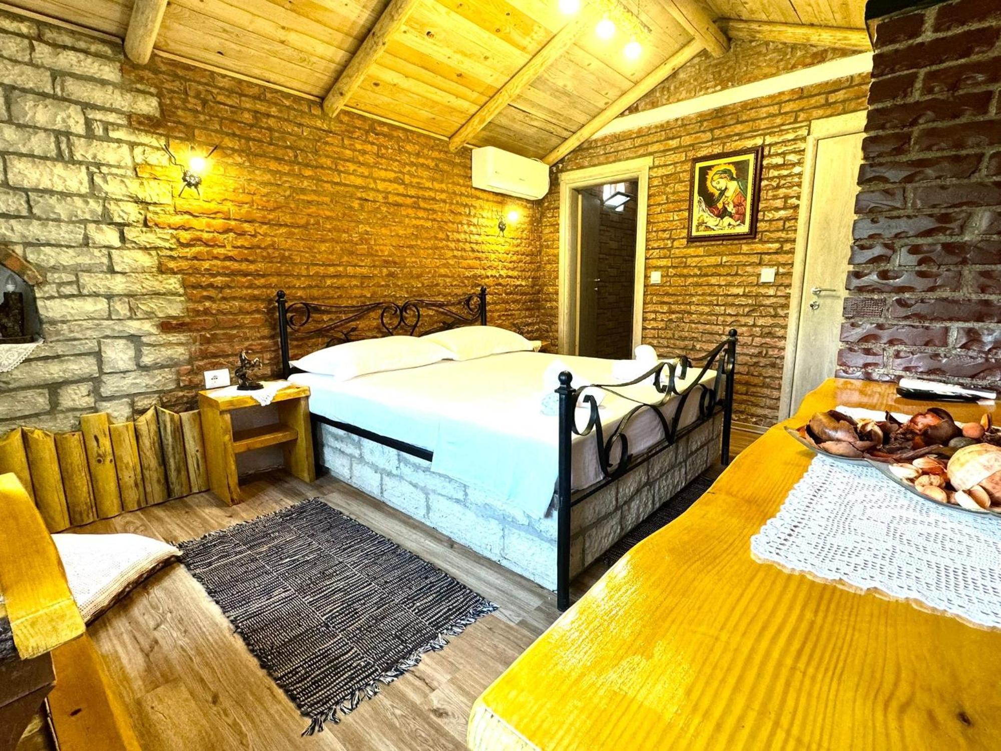 Villa Muzhaqi Nivice Zewnętrze zdjęcie